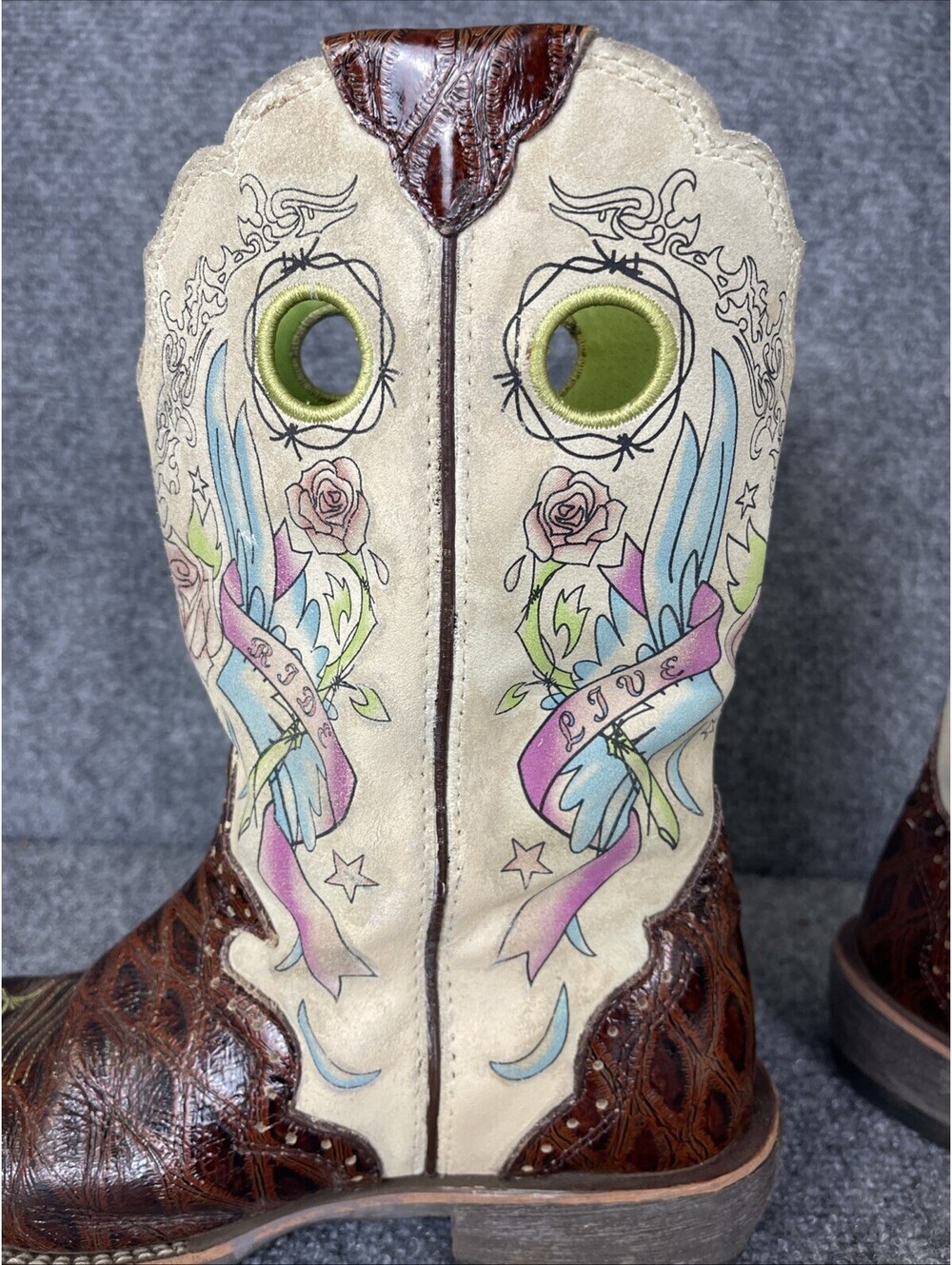 Ariat Ladies Rodeobaby Rocker Cowboy Boots Tattoo Themed Live Ride 7.5 - Picture 6 of 14